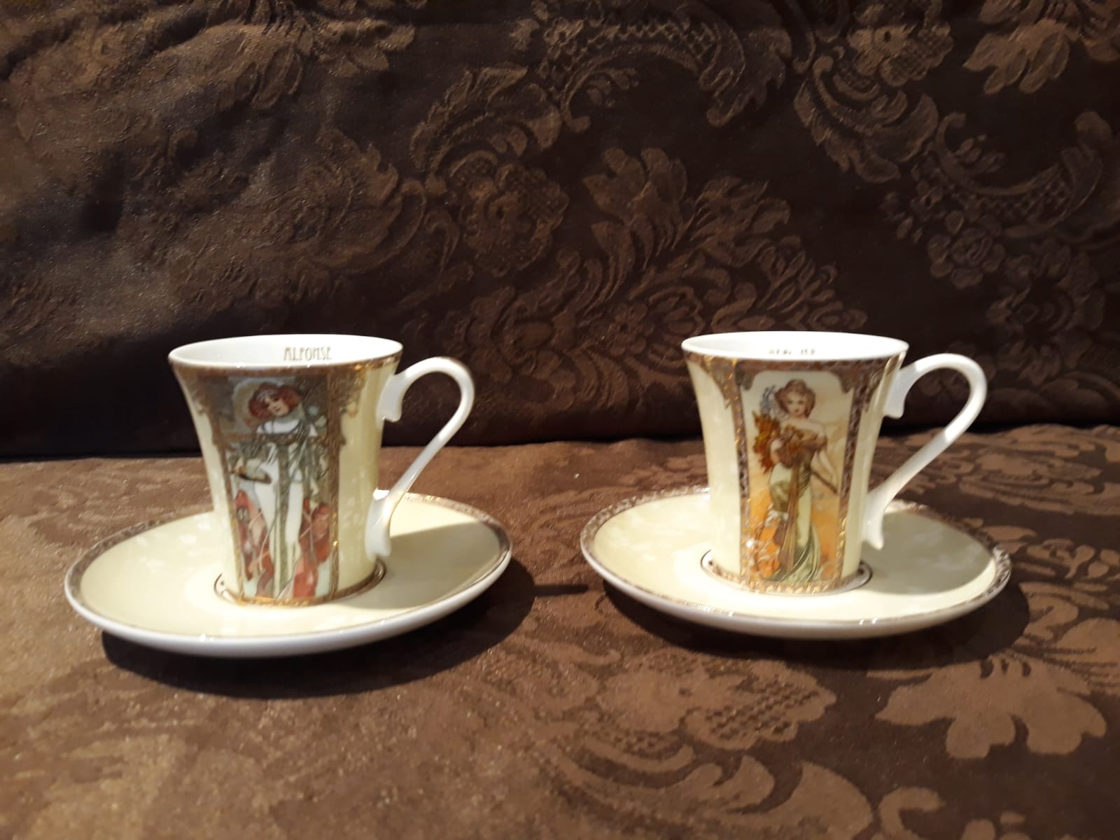 Espressotasse "Mucha"