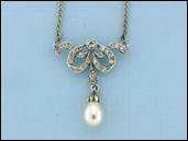 Nostalgisch barockes Collier "Perle"
