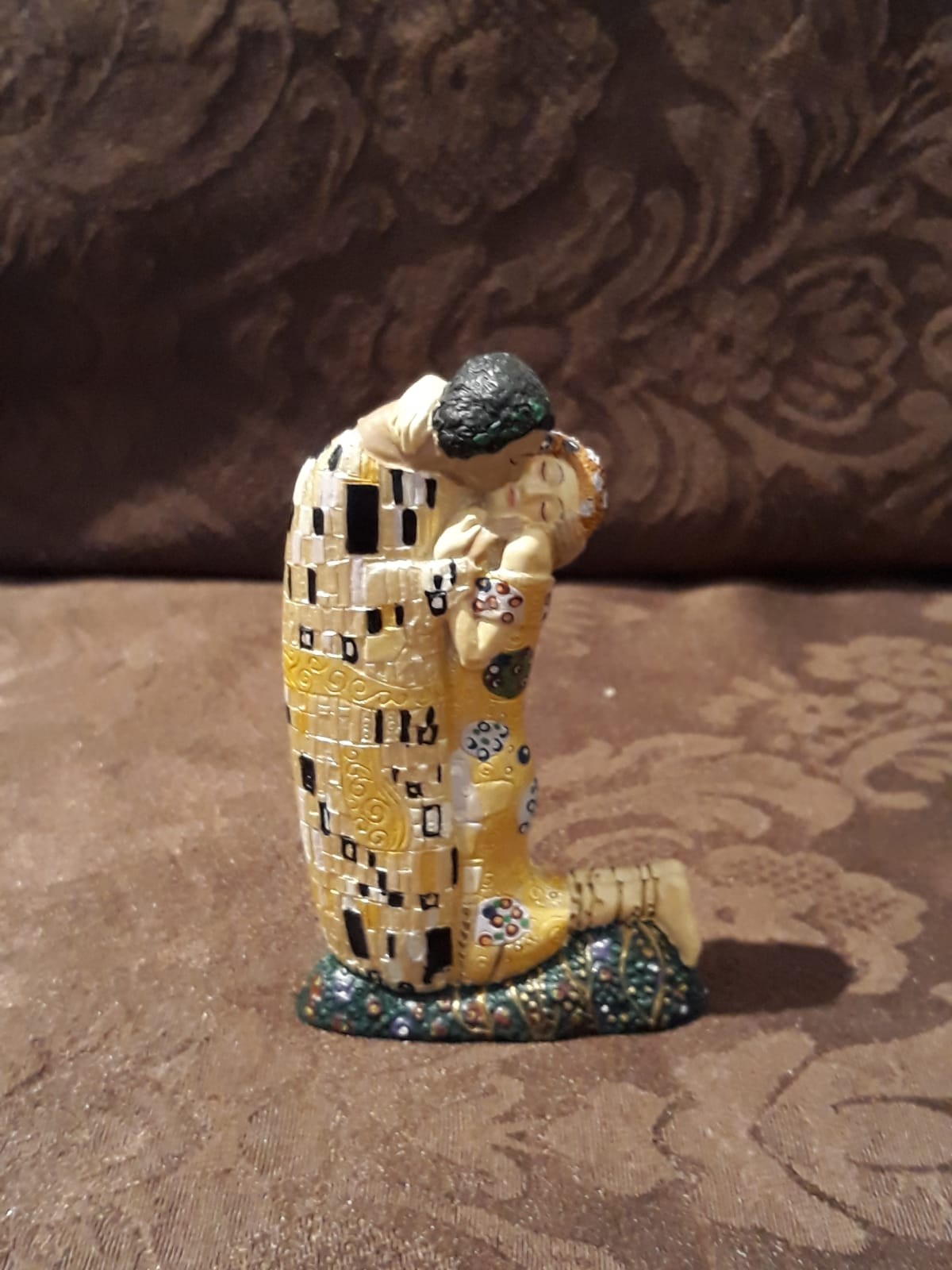 Miniatur "Der Kuss"